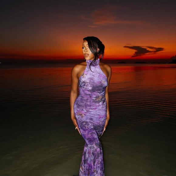 Dresses & Skirts - Elegant Purple Evening Gown